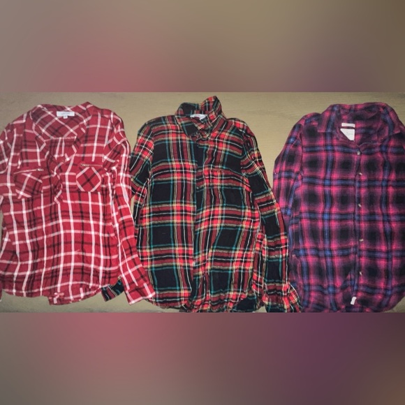 Flannel tops from AE. Perfect for fall, great condition. - Picture 1 of 1